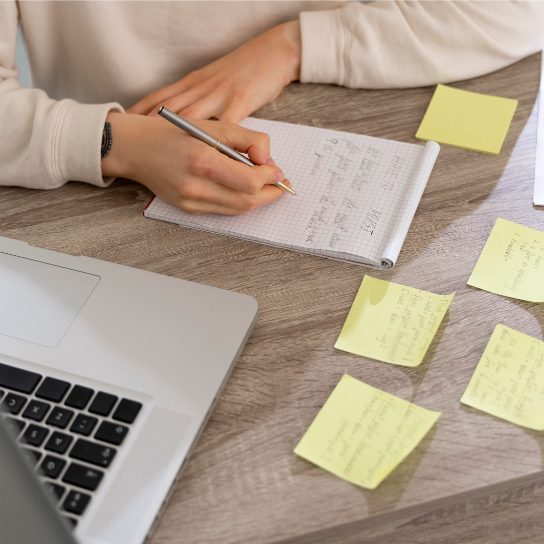 Técnicas rápidas y eficientes de toma de apuntes: aprende más escribiendo menos