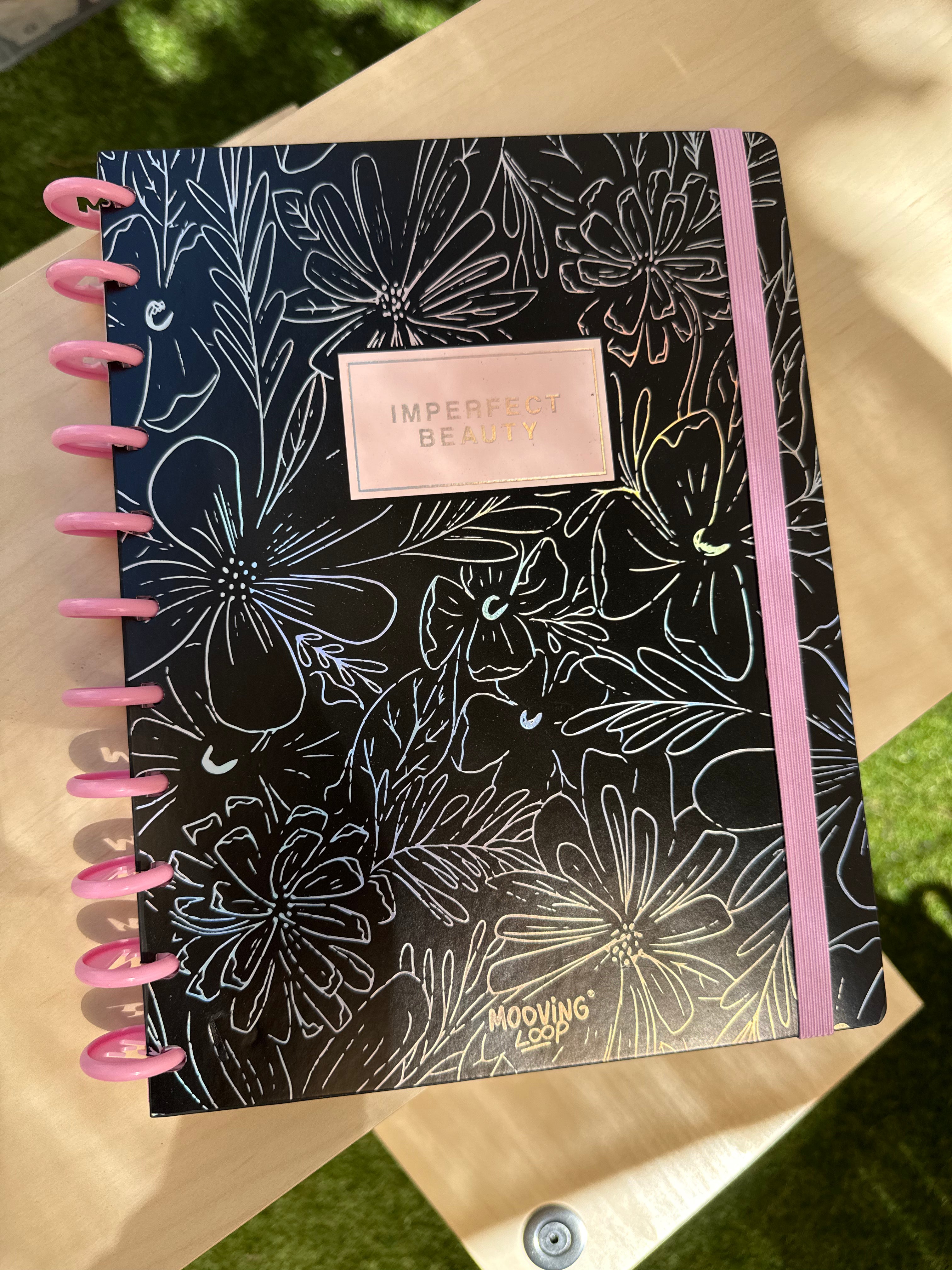 Cuaderno Mooving loop A4 "Imperfect Beauty"